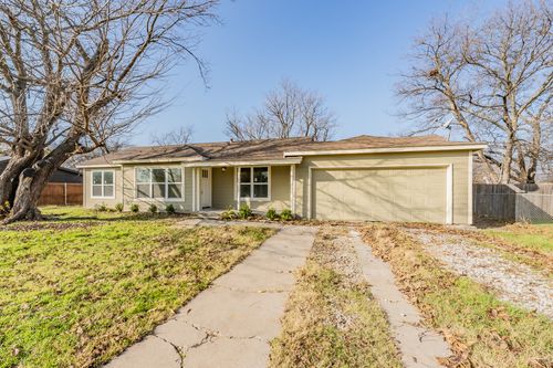 3713 Cheryl St, Haltom City, TX, 76117-2714 | Card Image