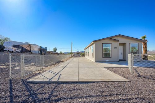 4562 Tule Dr, Topock, AZ, 86436 | Card Image