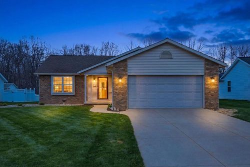 116 Struble Cir, Fredericktown, OH, 43019-8062 | Card Image