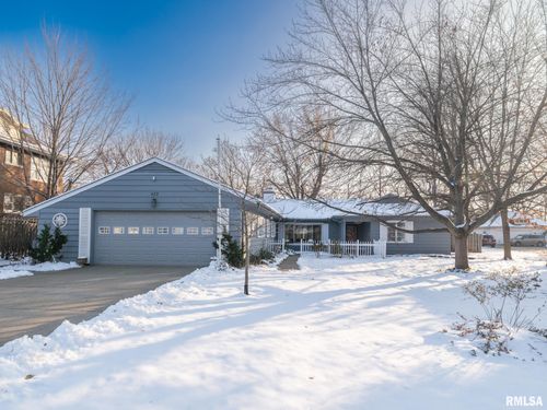 622 Washington St, Pekin, IL, 61554-4238 | Card Image