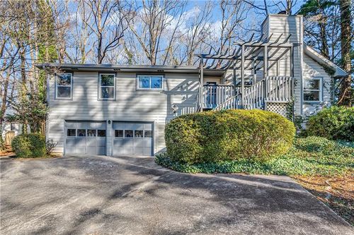 2894 Mcpherson Road Ne, Roswell, GA, 30075 | Card Image