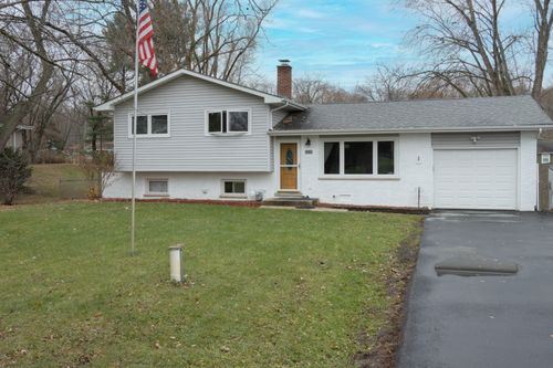 6209 Sands Rd, CRYSTAL LAKE, IL, 60014-6558 | Card Image