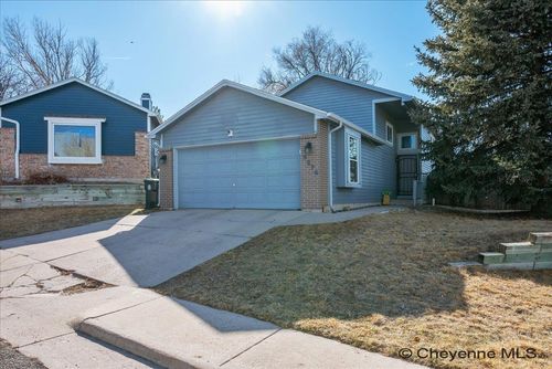 5274 Fishing Bridge, Cheyenne, WY, 82009 | Card Image