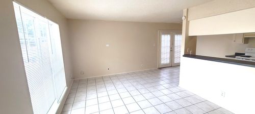 apt-3-5808 Wellington Dr, Austin, TX, 78723-3285 | Card Image