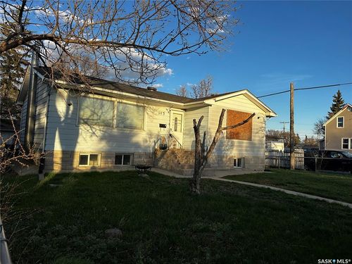 1175 Wallace St, Regina, SK, S4N3Z1 | Card Image