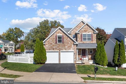 5336 Daybreak Ln, WOODBRIDGE, VA, 22193-5879 | Card Image