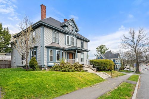 340 State Street, Bangor, ME, 04401 | Card Image