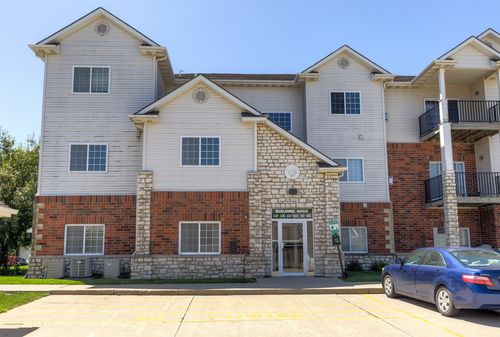 unit-4203-6255 Beechtree Dr, West Des Moines, IA, 50266-8627 | Card Image