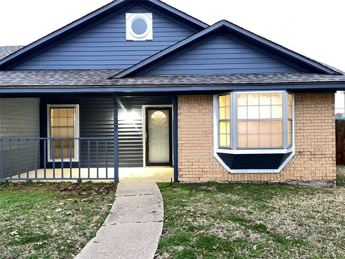 1337 Woodhill Dr, Lewisville, TX, 75067-5082 | Card Image