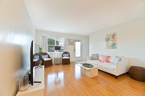 205-32 Abbey Ln, Delray Beach, FL, 33446-1776 | Card Image