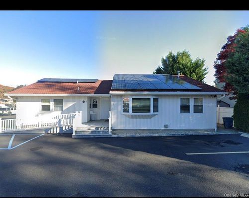 1 Arrowood Lane Lane, Huntington, NY, 11747 | Card Image
