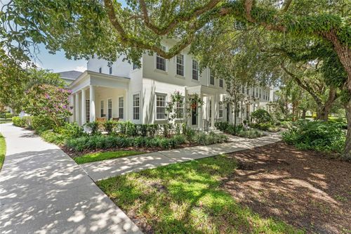 915 Greenlawn St, CELEBRATION, FL, 34747-4205 | Card Image