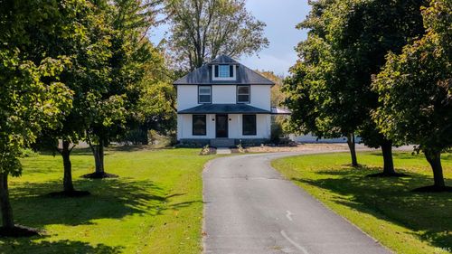 8241 W Chapel Rd, Andrews, IN, 46702-9721 | Card Image
