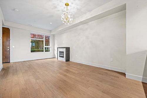 5522 Oak St, Vancouver, BC, V6M2V6 | Card Image