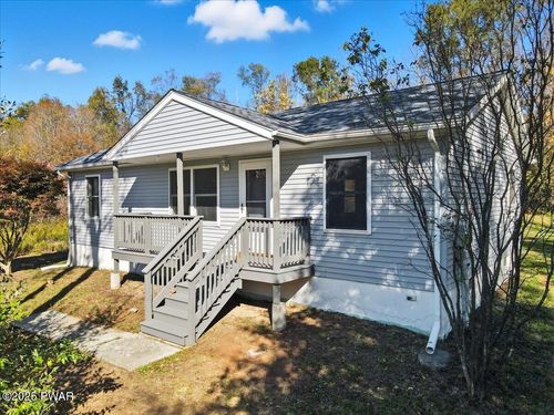 34 Volunteer Way, Waymart, PA, 18472-4597 | Card Image
