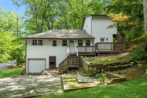 14 South Rd, Bloomingdale, NJ, 07403-1425 | Card Image