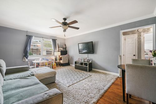 apt-3b-520 Tuckahoe Rd, Yonkers, NY, 10710-5718 | Card Image