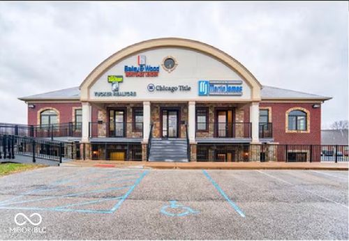 140 Meadow Lake Dr, Mooresville, IN, 46158-1497 | Card Image