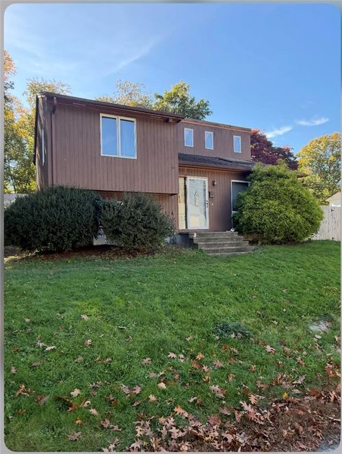 30 Ames Street, Coventry, RI, 02816 | Card Image