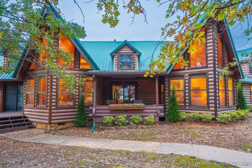 15700 Holt Rd, Skiatook, OK, 74070-5472 | Card Image