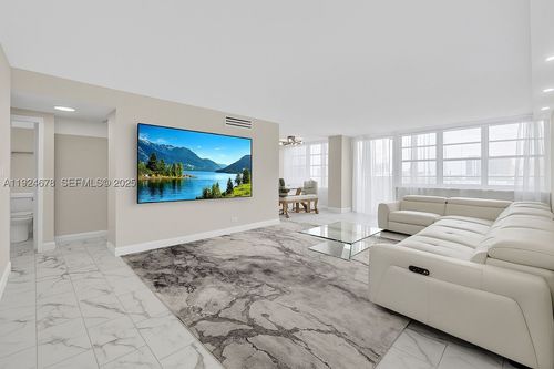 1415-251 174th St, Sunny Isles Beach, FL, 33160-3358 | Card Image