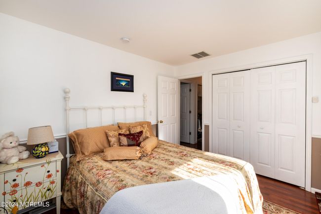 291 Marigold Ct, Condo with 3 bedrooms, 3 bathrooms and 1 parking in Toms River NJ | Image 21
