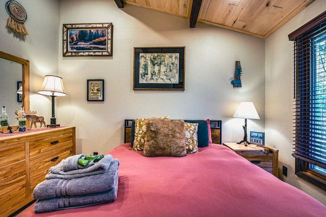 12711 Wind Point Rd, House other with 3 bedrooms, 2 bathrooms and null parking in MANITOWISH WATERS WI | Image 40