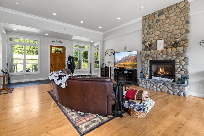 20245 Swan View Rd, House other with 5 bedrooms, 4 bathrooms and null parking in Rollins MT | Image 10