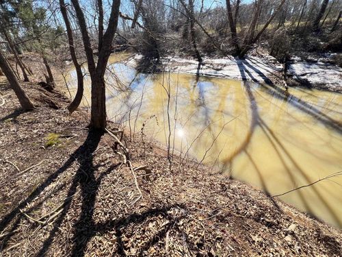 40 Towboat Ln, Adamsville, TN, 38310-3213 | Card Image