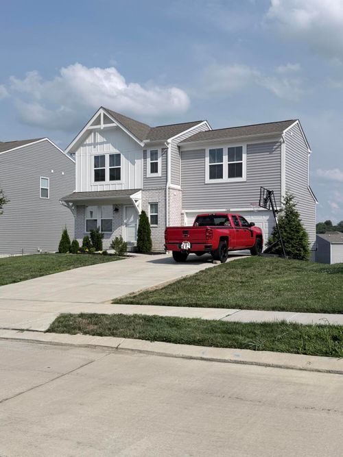 1368 Meadowcrest Cir, Independence, KY, 41051-2535 | Card Image