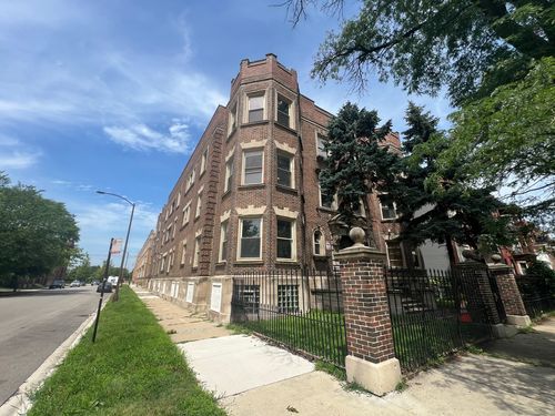 3s-4958 S Michigan Ave, Chicago, IL, 60615-2423 | Card Image