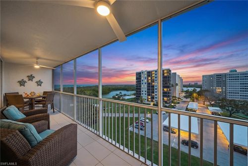 808-5 Bluebill Ave, NAPLES, FL, 34108-1728 | Card Image