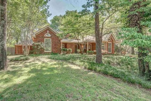 8630 Wood Farms Cv, Memphis, TN, 38016 | Card Image