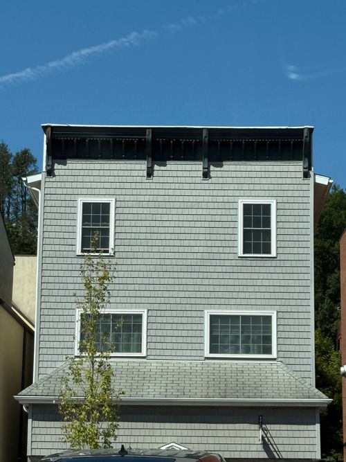 fl-3rd-122 Church St, Naugatuck, CT, 06770-4119 | Card Image