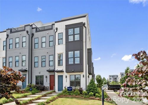 547 W Tremont Ave, Charlotte, NC, 28203-4949 | Card Image
