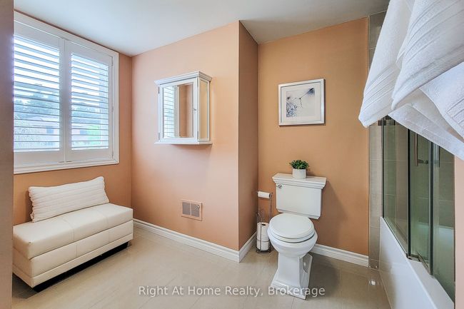 133 Lavender Dr, House other with 5 bedrooms, 3 bathrooms and 2 parking in Ancaster ON | Image 39