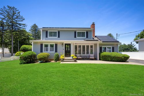 19 Alyssum Ave, Huntington, NY, 11743-5609 | Card Image