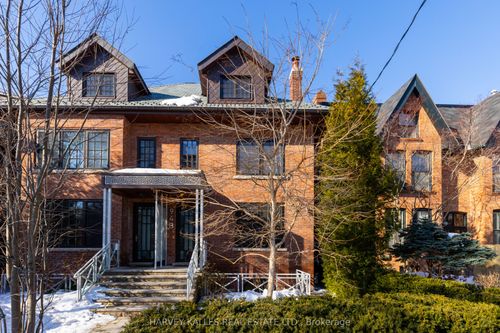 94B Admiral Rd, Toronto, ON, M5R2L6 | Card Image