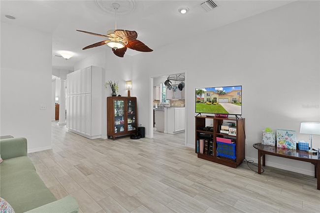 1055 Avenida Sonoma, Townhouse with 3 bedrooms, 3 bathrooms and null parking in LADY LAKE FL | Image 17