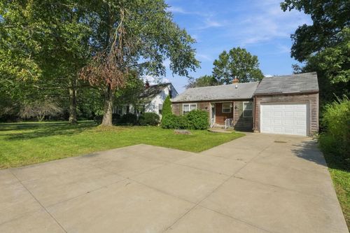 19737 Gilmer St, South Bend, IN, 46614-5607 | Card Image