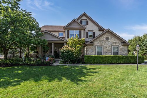 6832 Burnside Ln, Dublin, OH, 43016-8027 | Card Image
