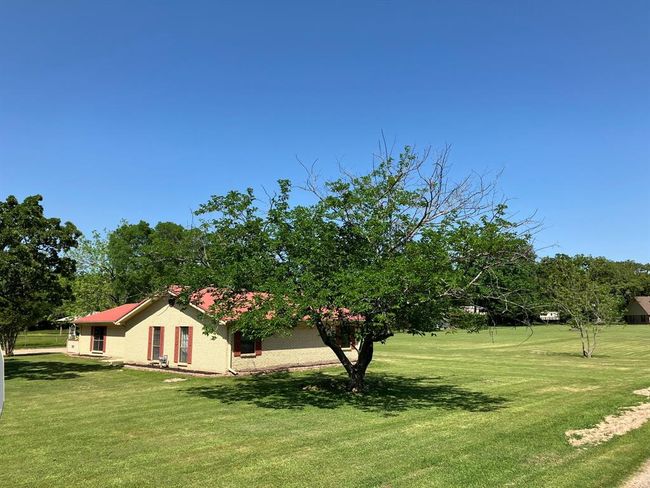 203 Webb Ave, House other with 3 bedrooms, 2 bathrooms and 2 parking in Teague TX | Image 11