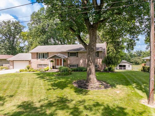 9212 W Tulip Tree Drive, Muncie, IN, 47304 | Card Image
