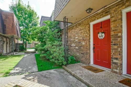 b-19 Houmas Pl, Destrehan, LA, 70047-6135 | Card Image