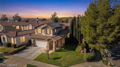 11268 Pinecone St, Corona, CA, 92883-8491 | Card Image