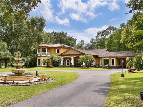 3900 Reaves Rd, Kissimmee, FL, 34746-3410 | Card Image