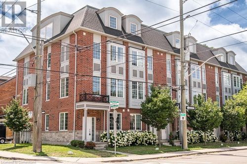96 Augusta St, Hamilton, ON, L8N1R2 | Card Image