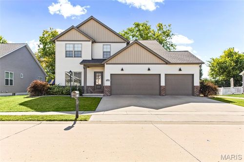 7116 Augusta Dr, Glen Carbon, IL, 62034-3091 | Card Image