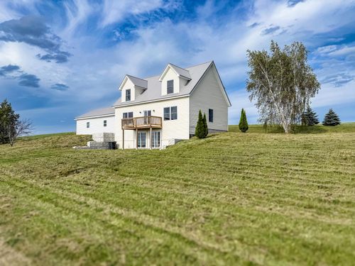 182 Fort Fairfield Road, Caribou, ME, 04736 | Card Image