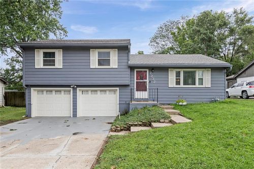 7232 Berger Ave, Kansas City, KS, 66111-2534 | Card Image